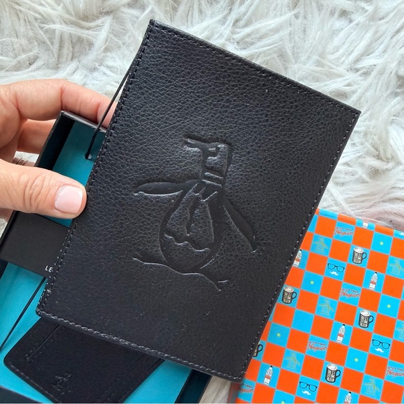 NWT Original Penguin Black Leather Passport Case with Luggage Tag - Picture 3 of 9